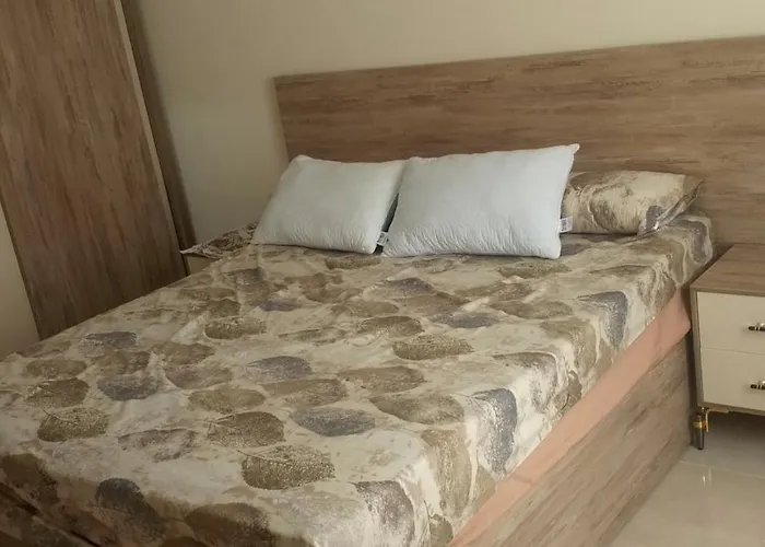 جولدن طيبه الذهبيه *